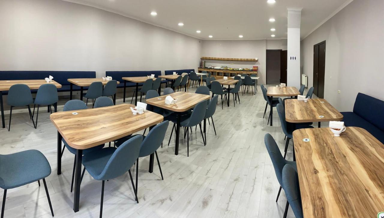 Hotel Sani Кутаиси Екстериор снимка