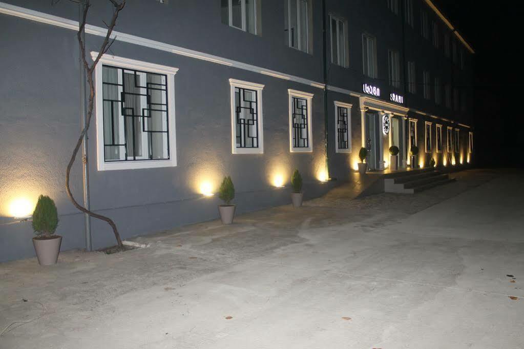 Hotel Sani Кутаиси Екстериор снимка